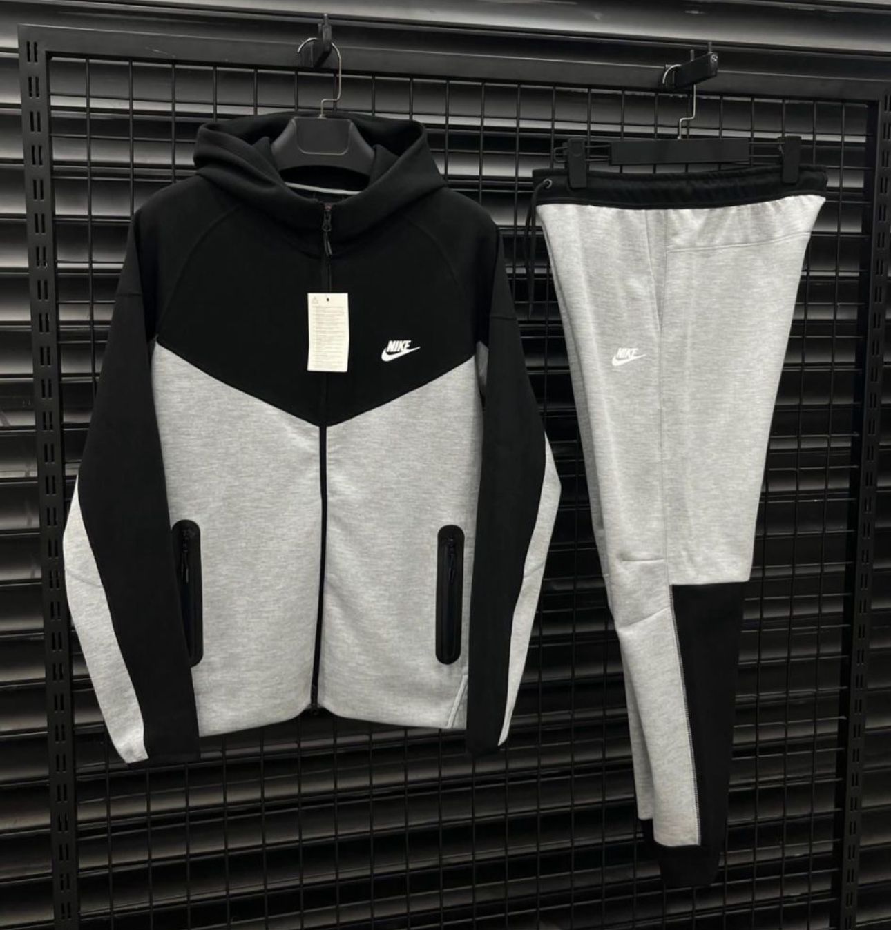 NIKE TECH FLEECE KOMPLET